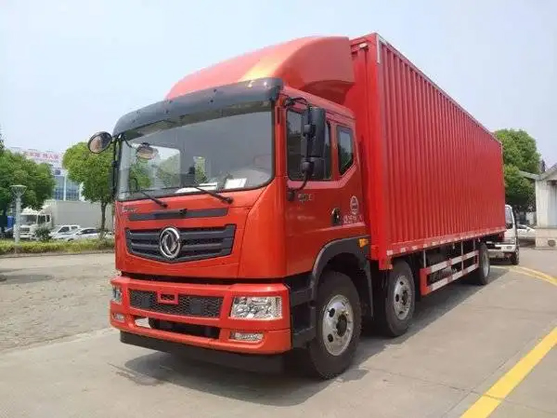 9.6米箱車(chē)2.jpg